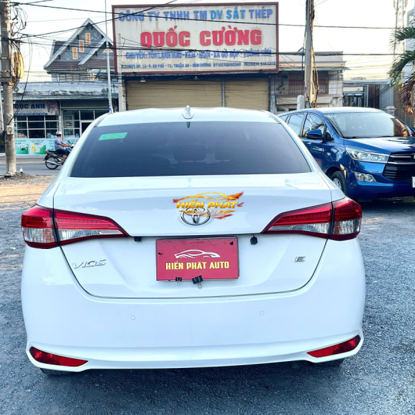 VIOS 2023 TRẮNG MT