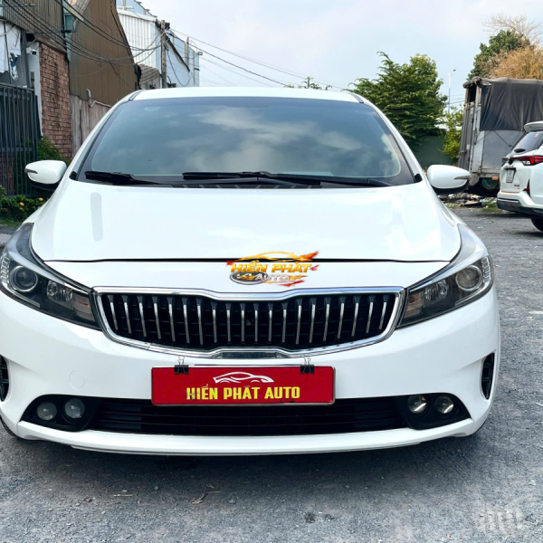 CERATO 2017 TRẮNG AT