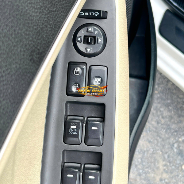 CERATO 2017 TRẮNG AT