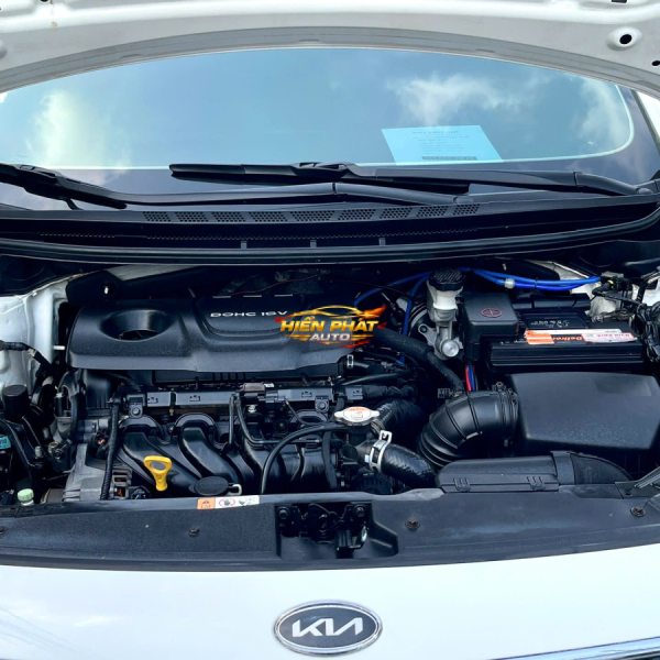 CERATO 2017 TRẮNG AT