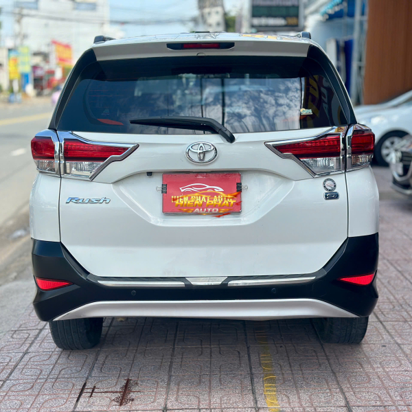 TOYOTA RUSH 2020 TRẮNG AT
