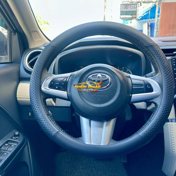TOYOTA RUSH 2020 TRẮNG AT